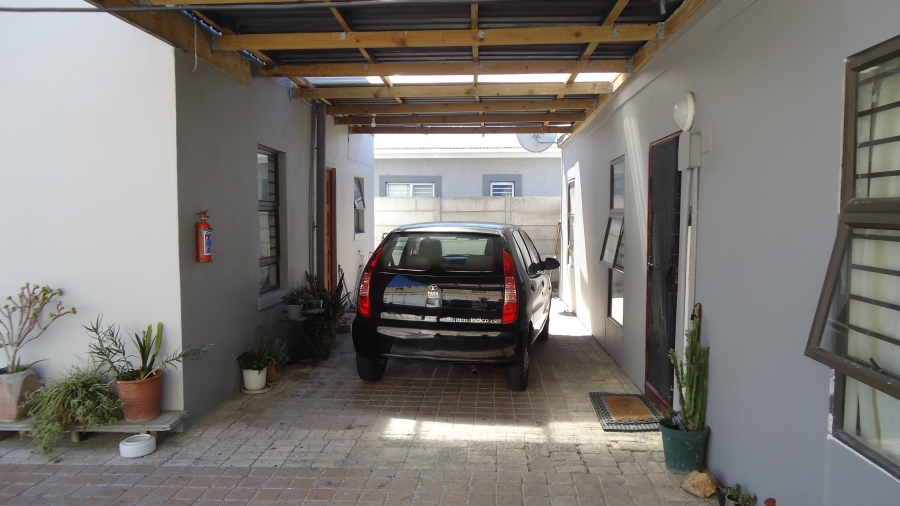 6 Bedroom Property for Sale in Southfork Western Cape